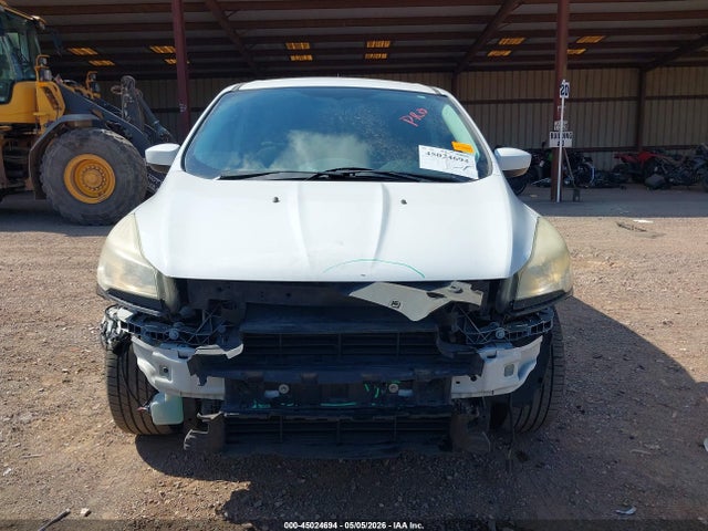 45024694 :رقم المزاد ، 1FMCU0GX8GUC01695 vin ، 2016 Ford Escape Se مزاد بيع
