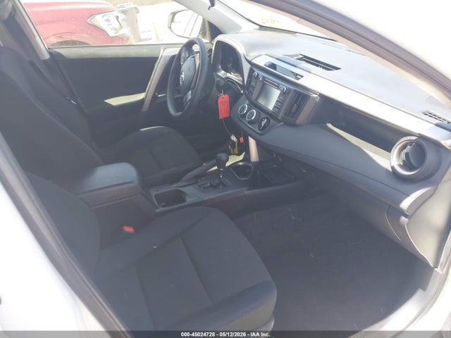 45024728 :رقم المزاد ، JTMZFREV3HJ708649 vin ، 2017 Toyota Rav4 Le مزاد بيع