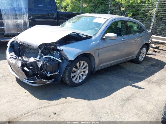 Aukcja sprzedaży 2014 Chrysler 200 Touring, vin: 1C3CCBBGXEN119652, numer aukcji: 45024730