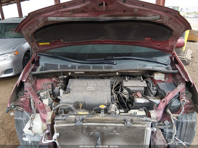 5TDKK3DC1GS709083 Toyota Sienna Le 8 Passenger