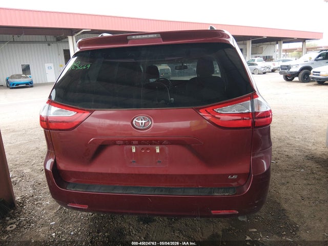 5TDKK3DC1GS709083 Toyota Sienna Le 8 Passenger