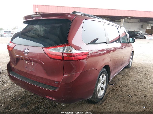 5TDKK3DC1GS709083 Toyota Sienna Le 8 Passenger