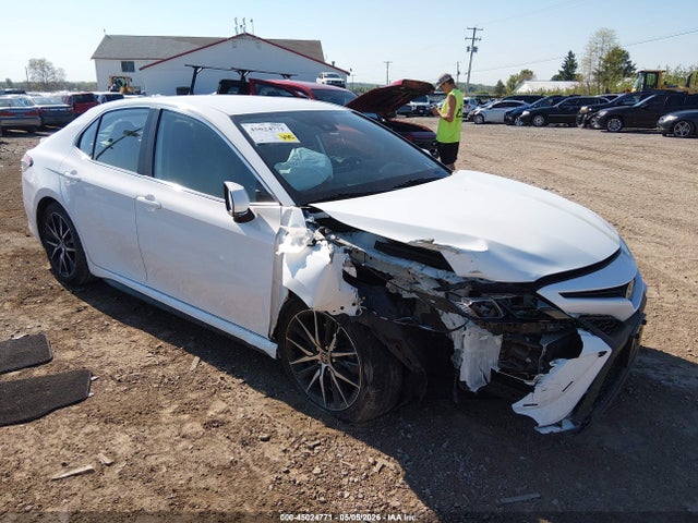 45024771 :رقم المزاد ، 4T1G11AK3RU857061 vin ، 2024 Toyota Camry Se مزاد بيع