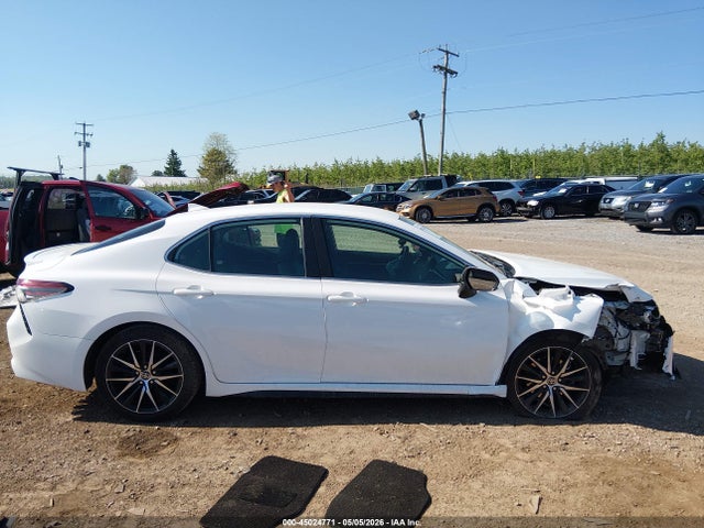 Продажа на аукционе авто 2024 Toyota Camry Se, vin: 4T1G11AK3RU857061, номер лота: 45024771