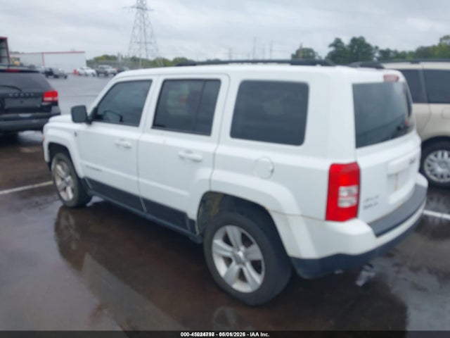 2016 Jeep Patriot Latitude მანქანა იყიდება აუქციონზე, vin: 1C4NJRFB2GD650936, აუქციონის ნომერი: 45024798