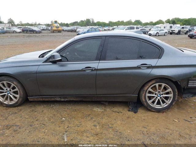 45024812 :رقم المزاد ، WBA8E5G3XHNU43222 vin ، 2017 Bmw 320i Xdrive مزاد بيع