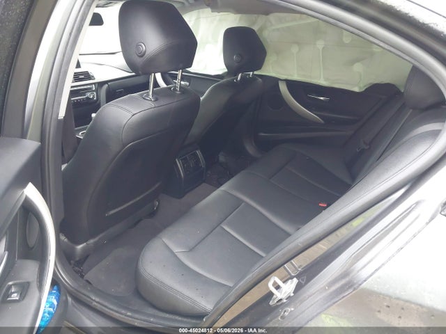 45024812 :رقم المزاد ، WBA8E5G3XHNU43222 vin ، 2017 Bmw 320i Xdrive مزاد بيع
