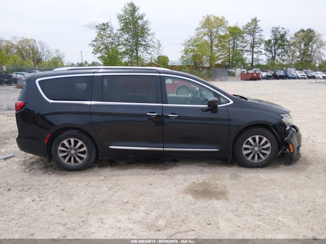 2019 Chrysler Pacifica Touring L Plus მანქანა იყიდება აუქციონზე, vin: 2C4RC1EG8KR681432, აუქციონის ნომერი: 45024813