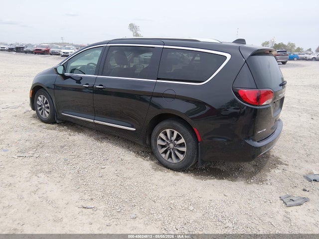 45024813 :رقم المزاد ، 2C4RC1EG8KR681432 vin ، 2019 Chrysler Pacifica Touring L Plus مزاد بيع