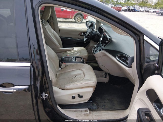 2019 Chrysler Pacifica Touring L Plus მანქანა იყიდება აუქციონზე, vin: 2C4RC1EG8KR681432, აუქციონის ნომერი: 45024813
