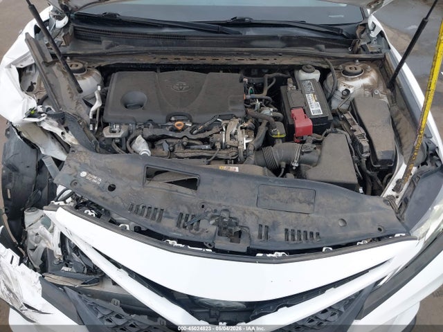 2020 Toyota Camry Se Nightshade Edition მანქანა იყიდება აუქციონზე, vin: 4T1G11AK7LU357296, აუქციონის ნომერი: 45024823