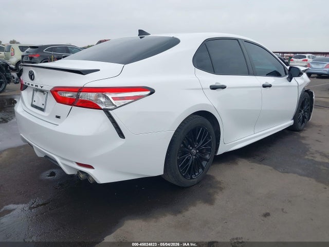 2020 Toyota Camry Se Nightshade Edition მანქანა იყიდება აუქციონზე, vin: 4T1G11AK7LU357296, აუქციონის ნომერი: 45024823