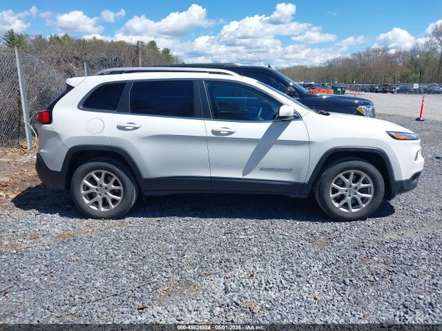 45024824 :رقم المزاد ، 1C4PJMCB0JD531872 vin ، 2018 Jeep Cherokee Latitude 4x4 مزاد بيع
