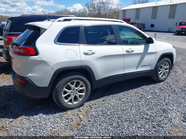 45024824 :رقم المزاد ، 1C4PJMCB0JD531872 vin ، 2018 Jeep Cherokee Latitude 4x4 مزاد بيع