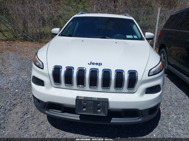 45024824 :رقم المزاد ، 1C4PJMCB0JD531872 vin ، 2018 Jeep Cherokee Latitude 4x4 مزاد بيع