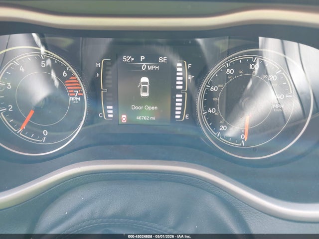 45024824 :رقم المزاد ، 1C4PJMCB0JD531872 vin ، 2018 Jeep Cherokee Latitude 4x4 مزاد بيع