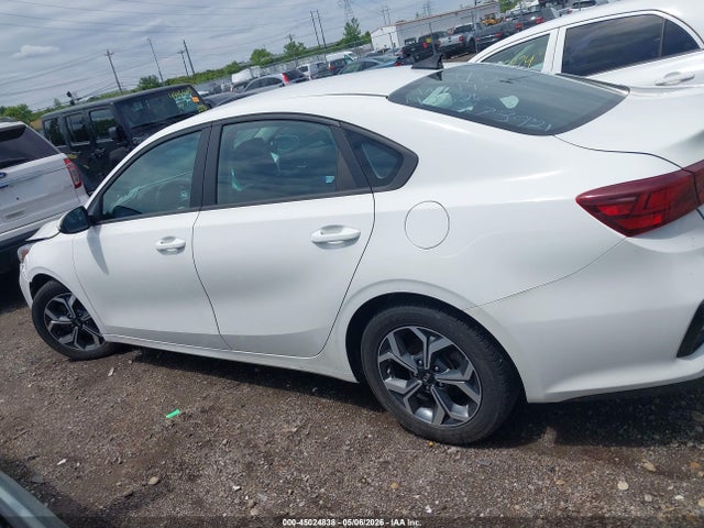 Aukcja sprzedaży 2021 Kia Forte Lxs, vin: 3KPF24AD0ME273921, numer aukcji: 45024838