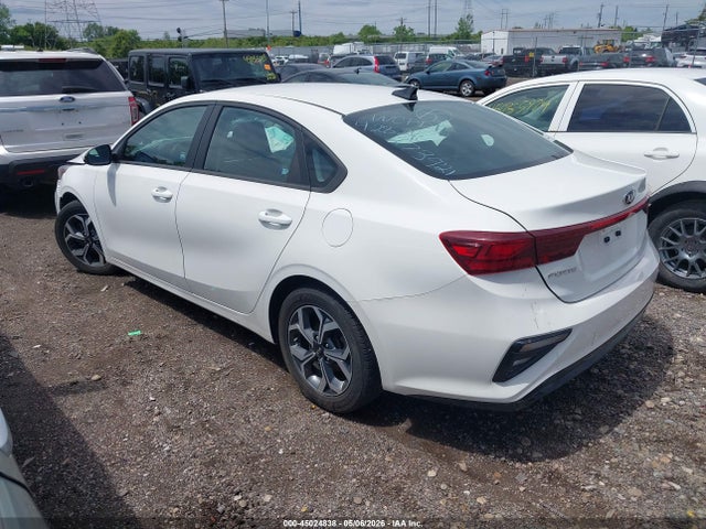 Aukcja sprzedaży 2021 Kia Forte Lxs, vin: 3KPF24AD0ME273921, numer aukcji: 45024838