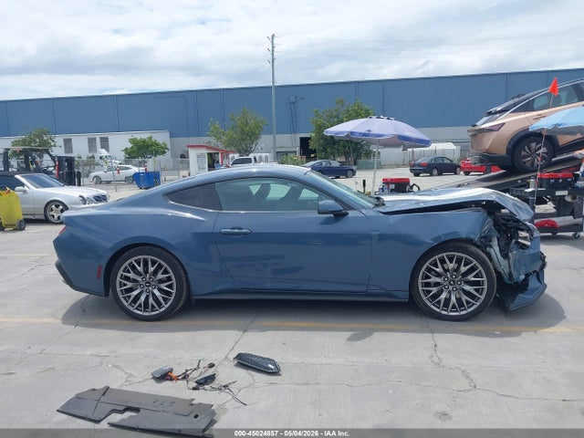 Ford Mustang Ecoboost Premium Fastback 2024 1FA6P8TH6R5134409 Image 14