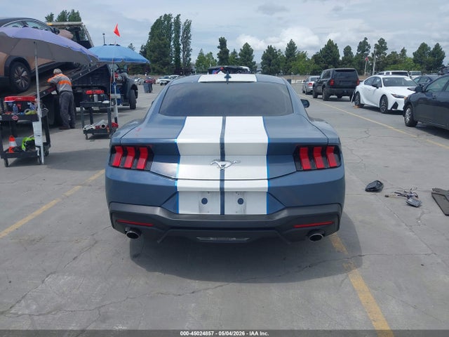 Ford Mustang Ecoboost Premium Fastback 2024 1FA6P8TH6R5134409 Image 17