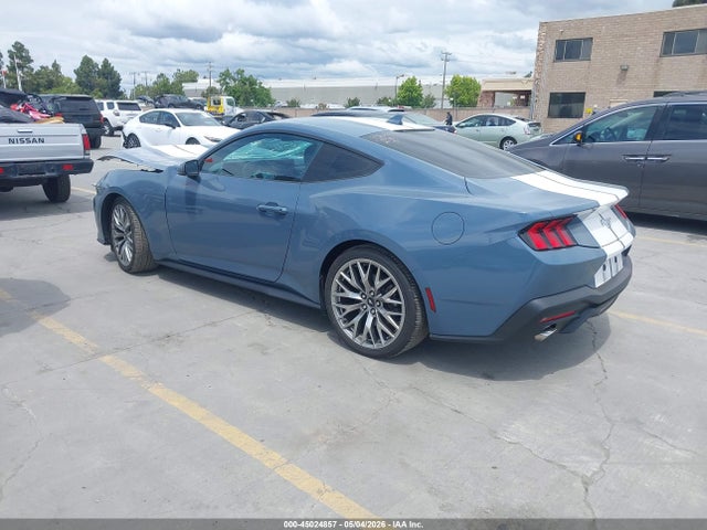 Ford Mustang Ecoboost Premium Fastback 2024 1FA6P8TH6R5134409 Image 3