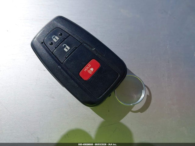Toyota Prius Two 2018 JTDKBRFU0J3598236 Image 11