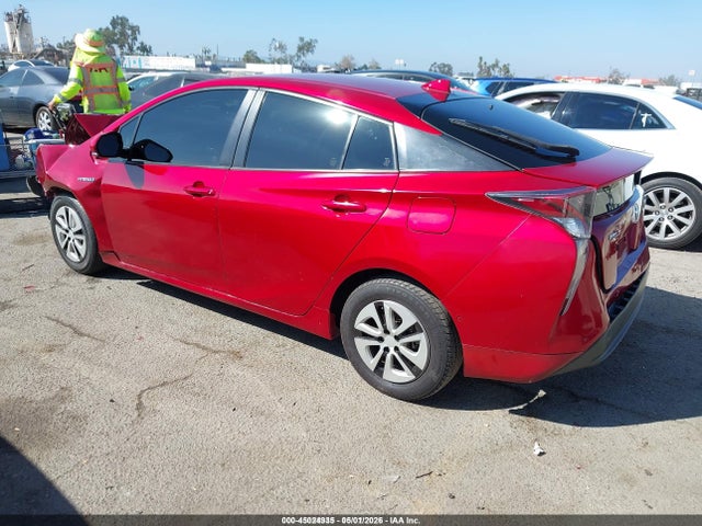 Toyota Prius Two 2018 JTDKBRFU0J3598236 Image 3