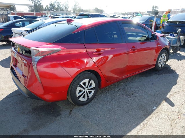 Toyota Prius Two 2018 JTDKBRFU0J3598236 Image 4