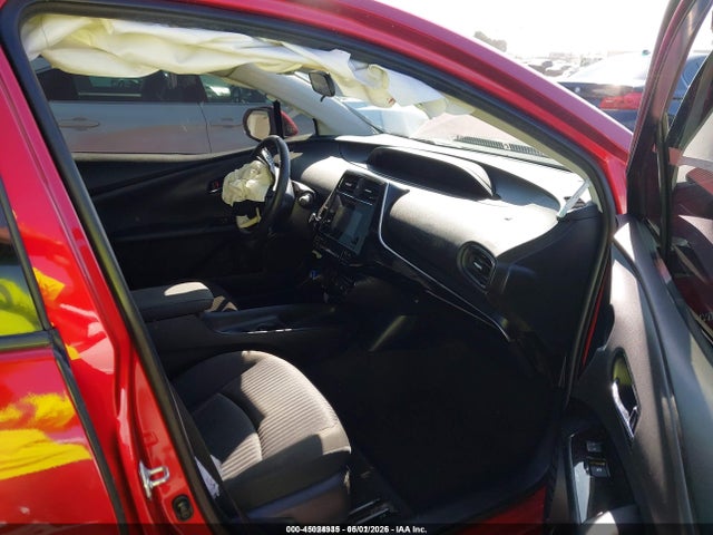 Toyota Prius Two 2018 JTDKBRFU0J3598236 Image 5