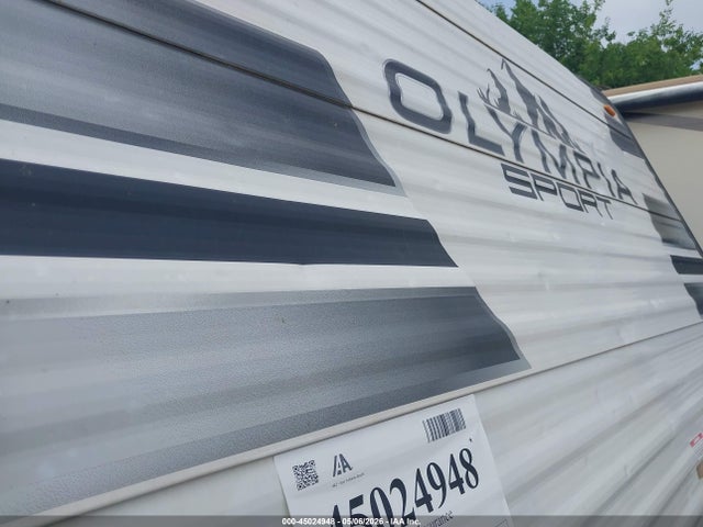 45024948 :رقم المزاد ، 58TB40AK5N14K3666 vin ، 2022 Highland Ridge Olympia مزاد بيع