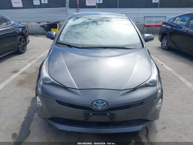 Toyota Prius Three Touring 2016 JTDKARFU8G3011003 Image 12