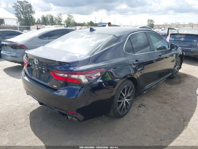 4T1T11AK4MU402789 Toyota CAMRY SE
