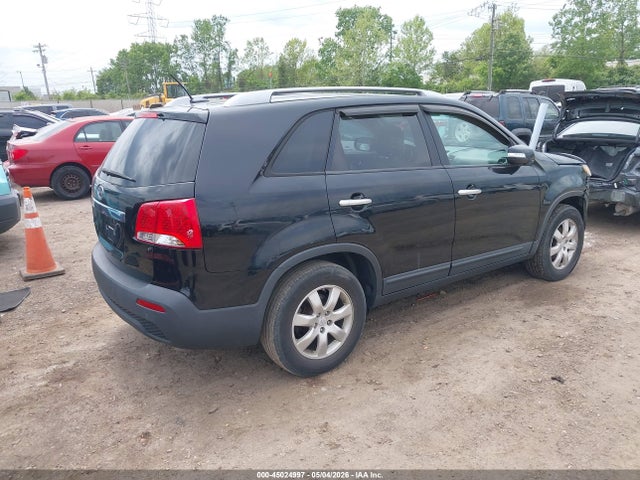45024997 :رقم المزاد ، 5XYKT4A15BG083419 vin ، 2011 Kia Sorento Lx مزاد بيع