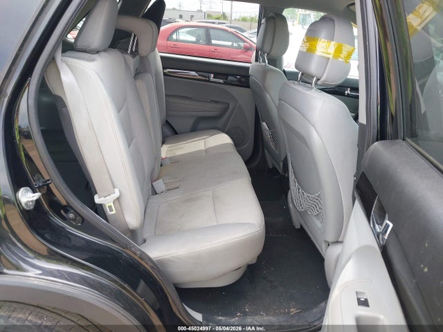 45024997 :رقم المزاد ، 5XYKT4A15BG083419 vin ، 2011 Kia Sorento Lx مزاد بيع