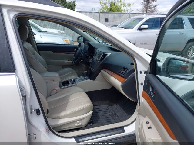 2013 Subaru Outback 2.5i Limited მანქანა იყიდება აუქციონზე, vin: 4S4BRCKCXD3310549, აუქციონის ნომერი: 45025025