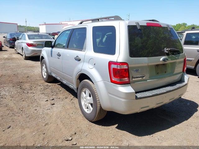 45025050 :رقم المزاد ، 1FMCU03G09KA18344 vin ، 2009 Ford Escape Xlt مزاد بيع