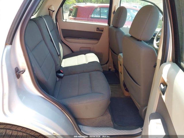 45025050 :رقم المزاد ، 1FMCU03G09KA18344 vin ، 2009 Ford Escape Xlt مزاد بيع