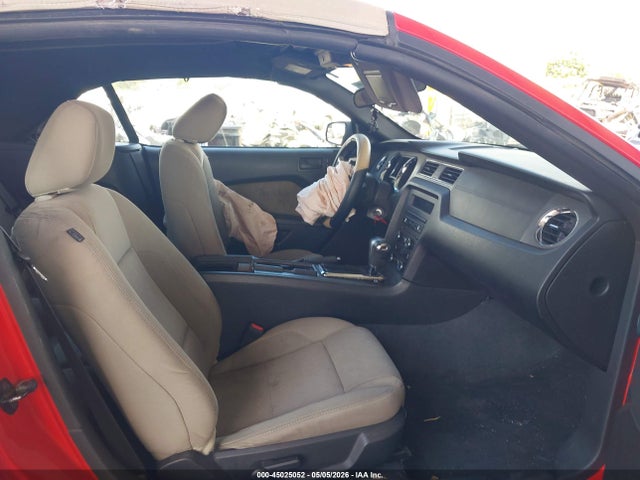 Продажа на аукционе авто 2012 Ford Mustang V6, vin: 1ZVBP8EM3C5201684, номер лота: 45025052