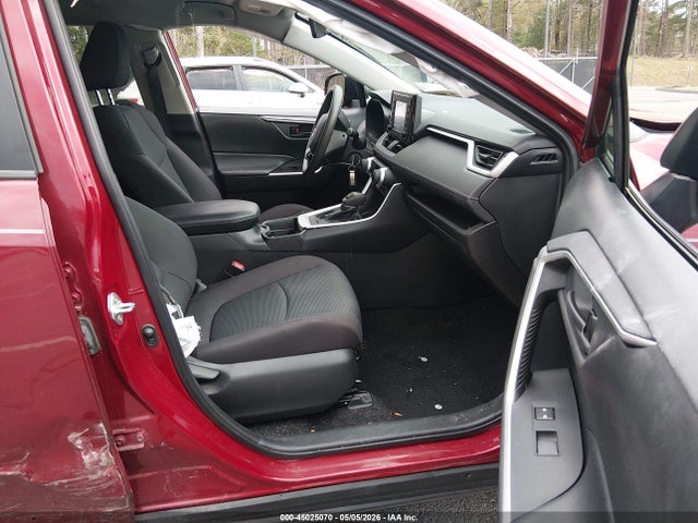 45025070 :رقم المزاد ، 2T3H1RFV3MW154114 vin ، 2021 Toyota Rav4 Le مزاد بيع