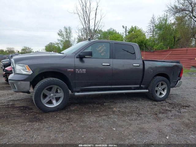 2018 Ram 1500 Big Horn  4x4 5'7 Box მანქანა იყიდება აუქციონზე, vin: 3C6RR7LT3JG165427, აუქციონის ნომერი: 45025073