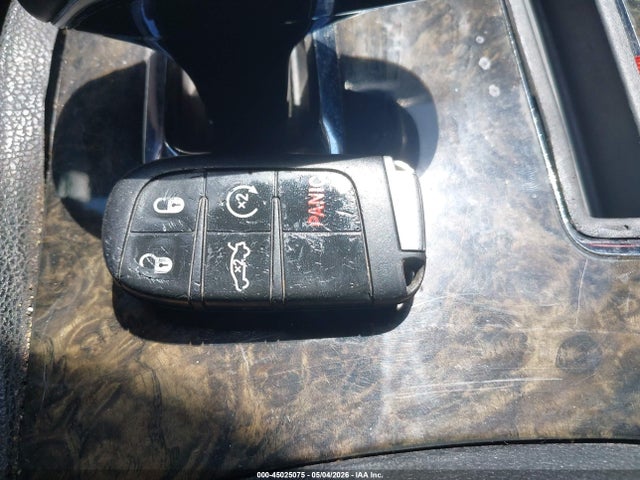Продаж на аукціоні авто 2014 Chrysler 300c Awd, vin: 2C3CCAKG1EH383362, номер лоту: 45025075