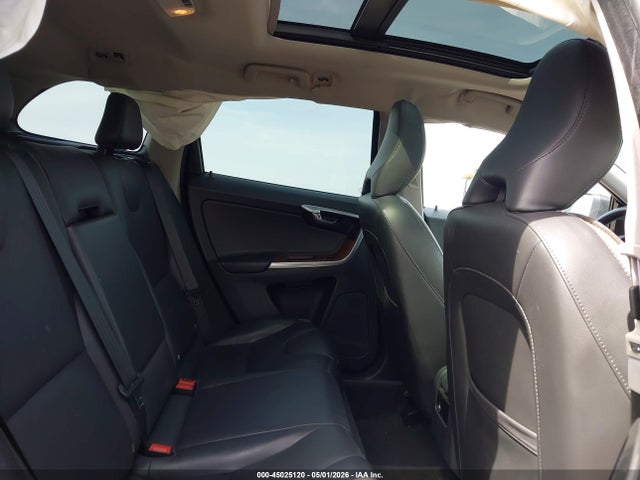 2017 Volvo Xc60 T5 Inscription მანქანა იყიდება აუქციონზე, vin: YV440MDU7H2009927, აუქციონის ნომერი: 45025120