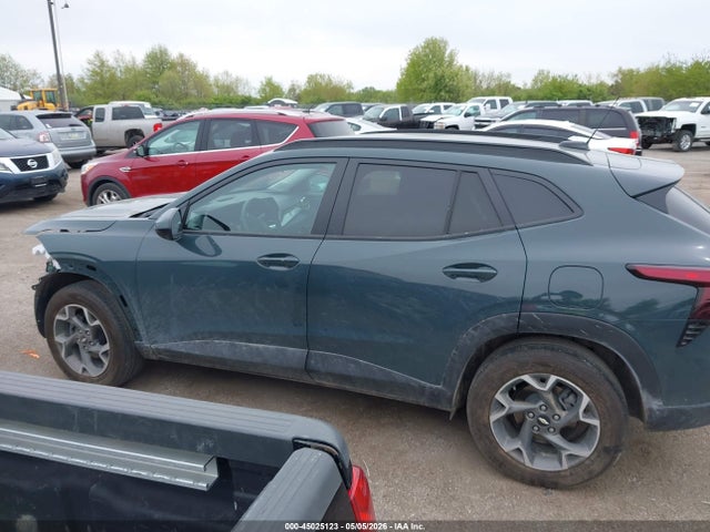 KL77LHEP0SC293228 Chevrolet Trax Fwd Lt