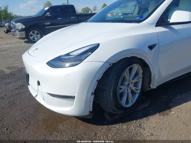 2023 Tesla Model Y მანქანა იყიდება აუქციონზე, vin: 7SAYGDEE1PA090071, აუქციონის ნომერი: 45025150