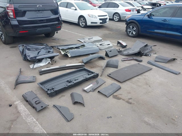 45025158 :رقم المزاد ، 1GNSKPKD1RR378436 vin ، 2024 Chevrolet Tahoe 4wd Z71 مزاد بيع