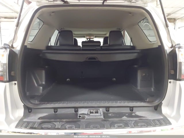 45025226 :رقم المزاد ، JTEBU5JR1E5201080 vin ، 2014 Toyota 4runner Limited مزاد بيع