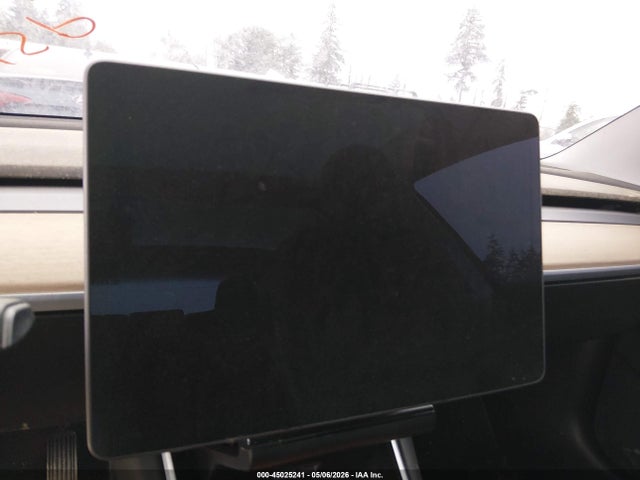 Tesla Model 3 Long Range/mid Range 2018 5YJ3E1EA2JF173558 Image 16
