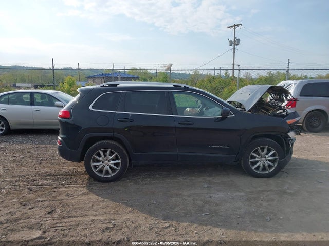 45025262 :رقم المزاد ، 1C4PJMDB6HD220178 vin ، 2017 Jeep Cherokee Limited 4x4 مزاد بيع