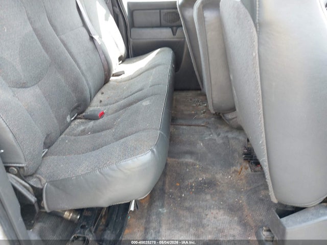 Продажа на аукционе авто 2006 Chevrolet Silverado 2500hd Work Truck, vin: 1GCHC29U36E122939, номер лота: 45025270