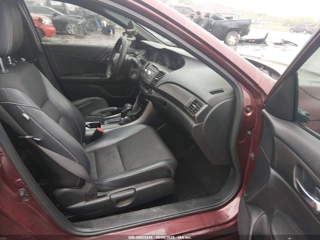 Продажа на аукционе авто 2016 Honda Accord Sport, vin: 1HGCR2F57GA077911, номер лота: 45025349